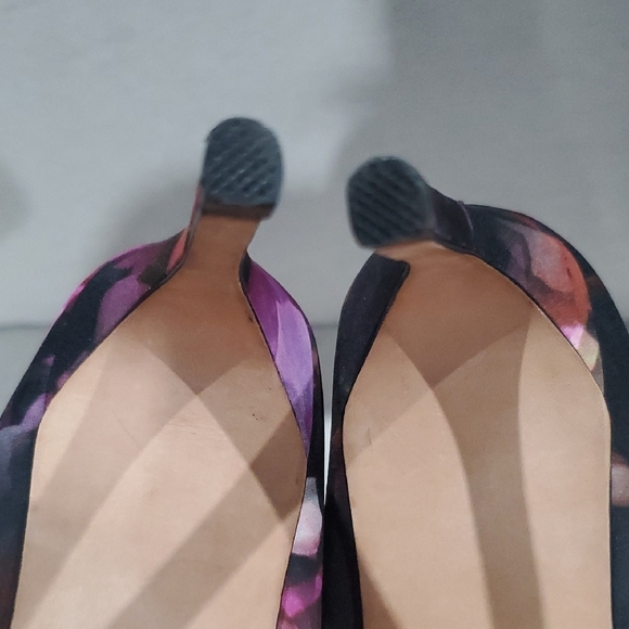 Ted Baker Multicolor Floral Heels - Picture 10 of 11